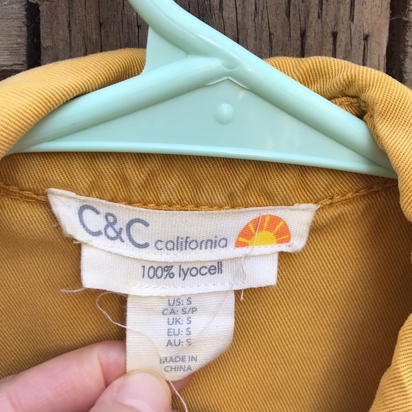 C&C California button down top - Picture 3 of 5